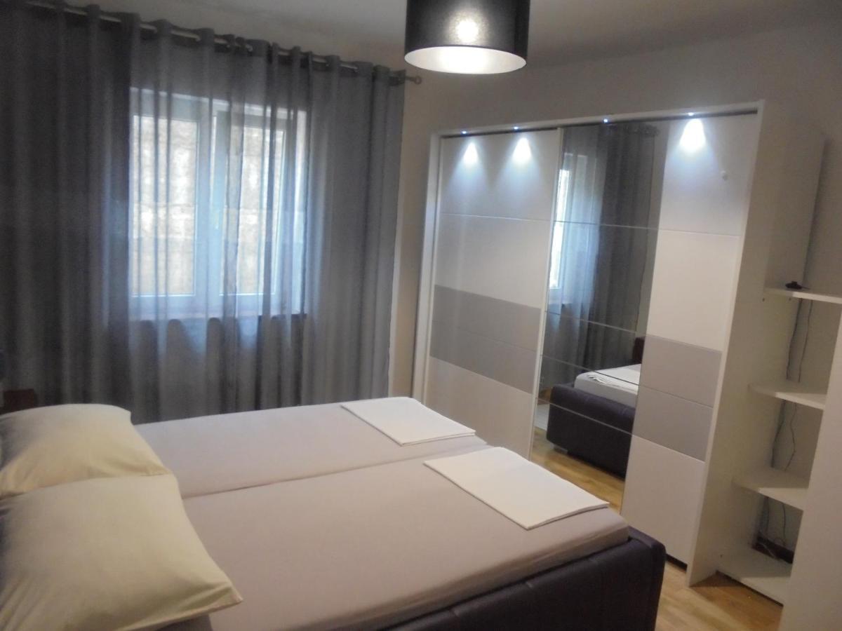 סנג' Apartment Maestral מראה חיצוני תמונה